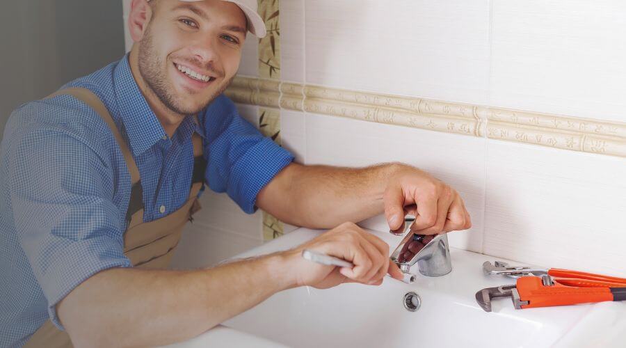 Professional clogged drains services in Girard, KS
